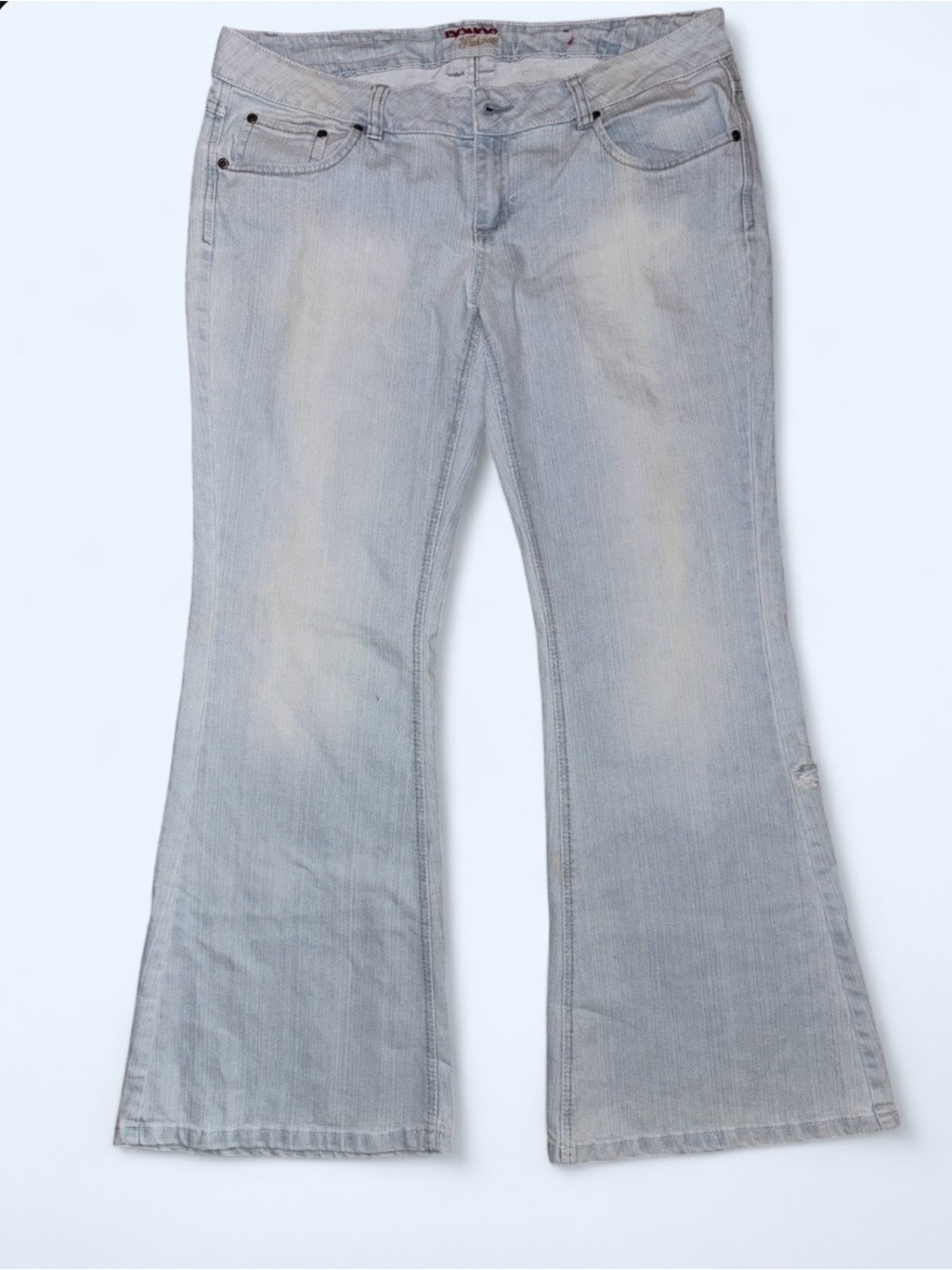 Bongo Low Rise Light Wash Flare Jeans - Size 15